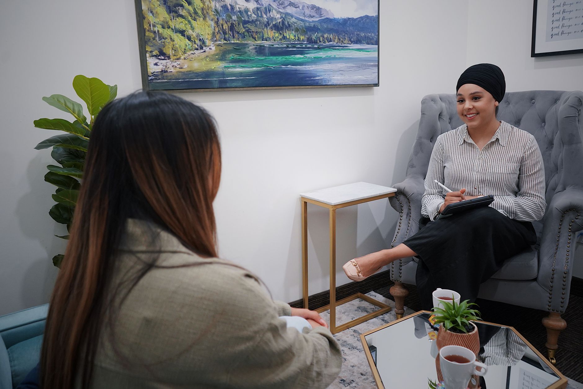 Warm, welcoming therapy consultation