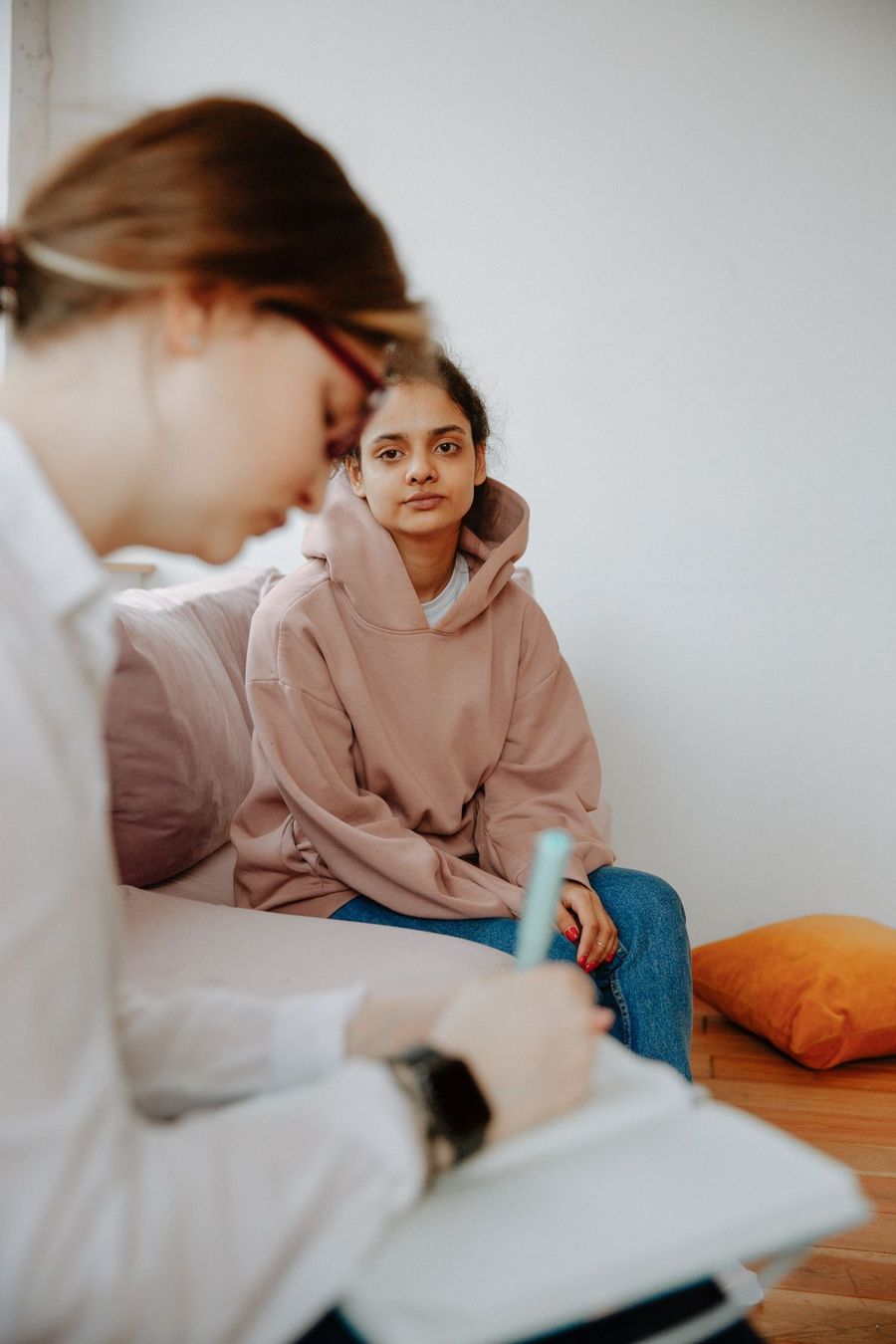 Therapist and client during an individual therapy session in Brampton